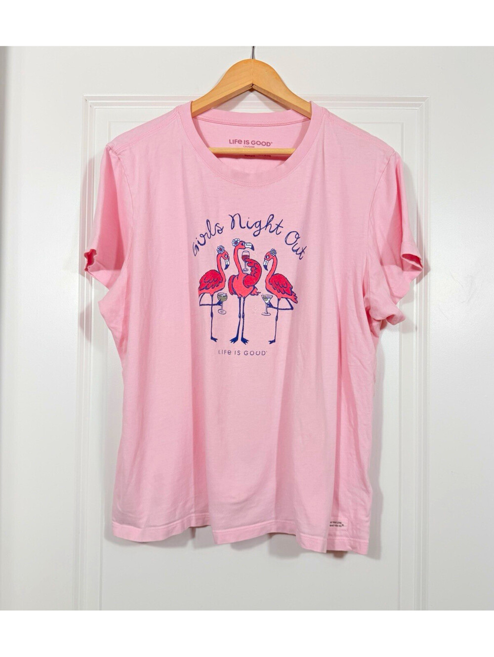 Life is Good Women's T-Shirt Size XL Girls Night Out Flamingo Graphic Pink